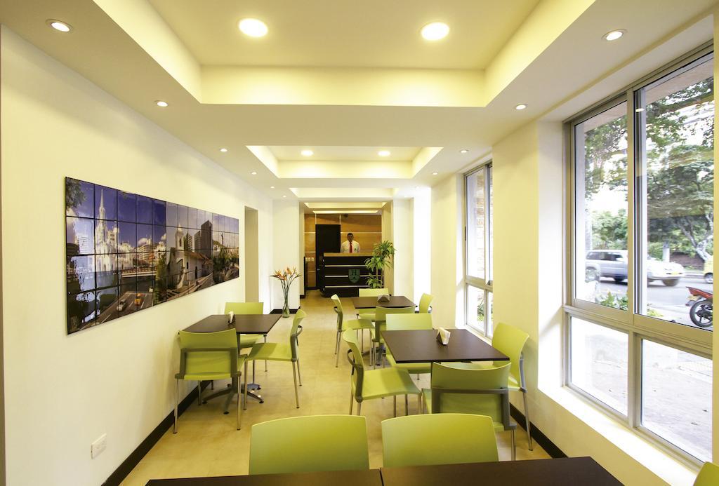 Hotel Casa Centenario Кали Екстериор снимка